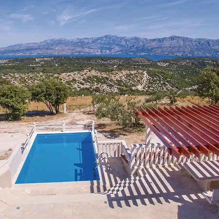 Three-bedroom With Sea View In Praznica Nyaraló Pražnice