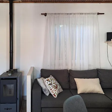 Ferienhaus Three-bedroom With Sea View In Praznica *