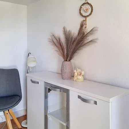 Nyaraló Three-bedroom With Sea View In Praznica